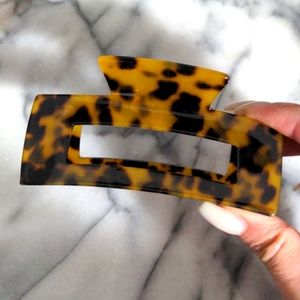 New never used. Hair clip, claw clip